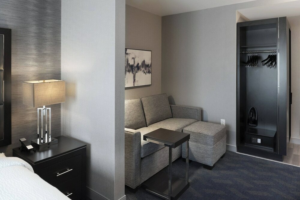 Фото Fairfield Inn & Suites by Marriott Boston Logan Airport/Chelsea