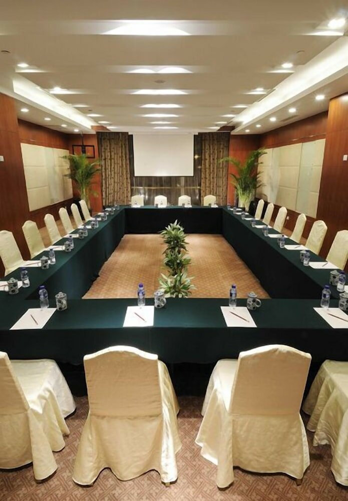 Фото Howard Johnson Wyndham Leonora plzaz Shanghai