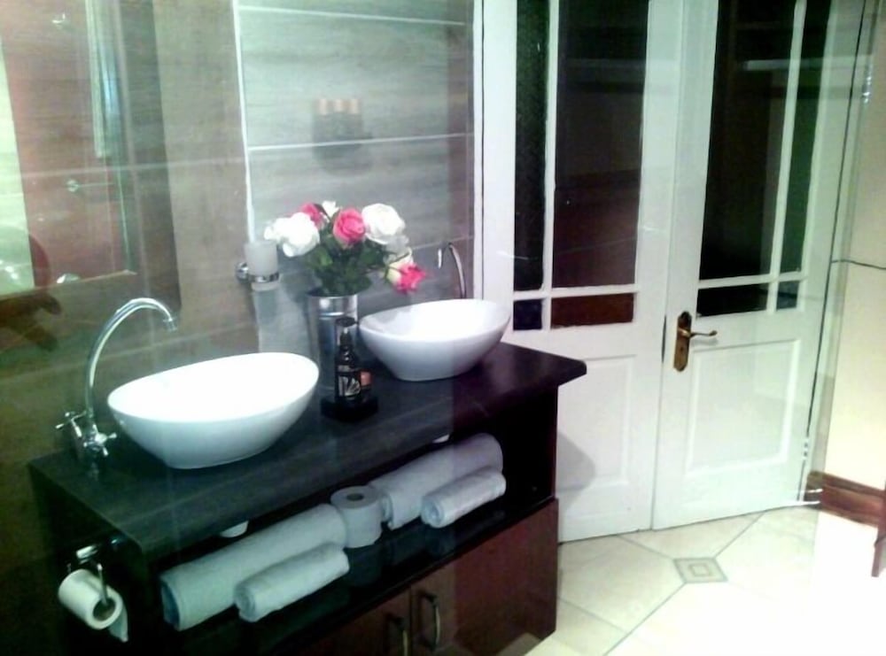 Фото Holiday Guesthouse Langebaan