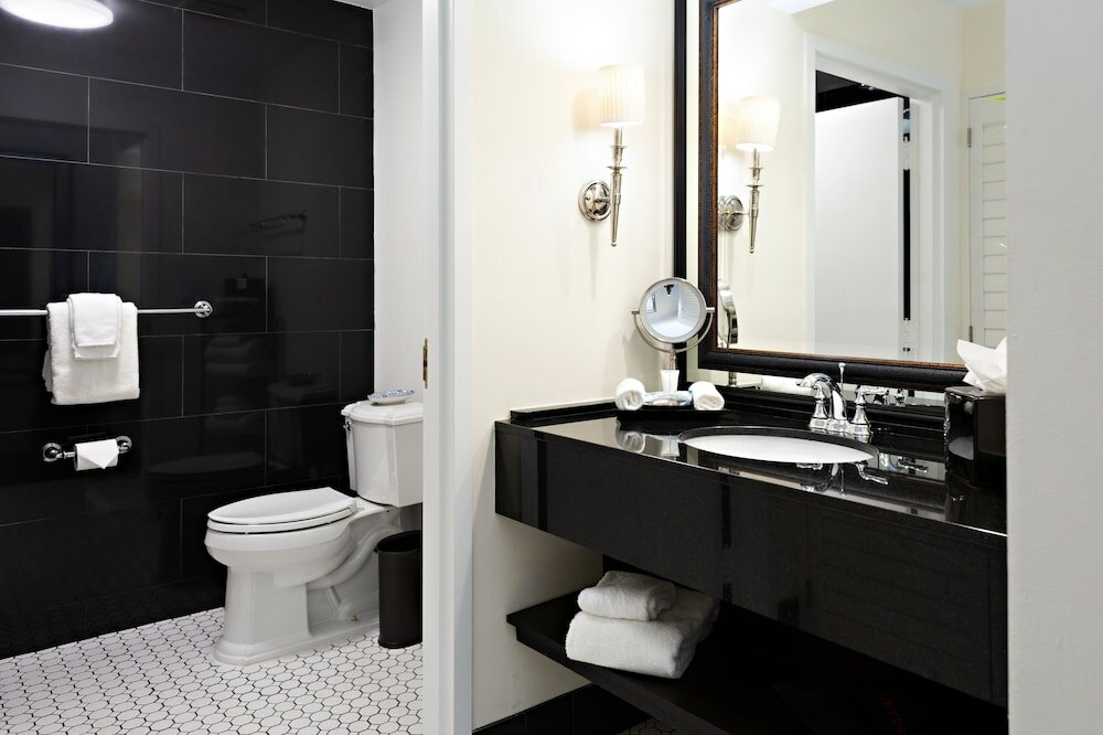 Фото Inn at Pelican Bay