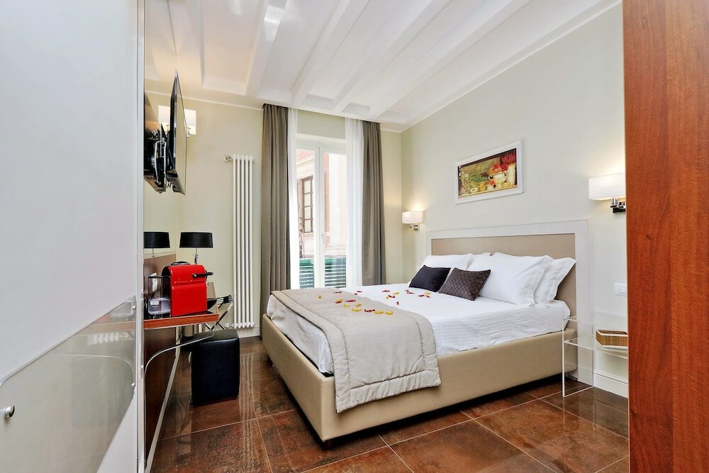 Фото Piazza Venezia Grand Suite