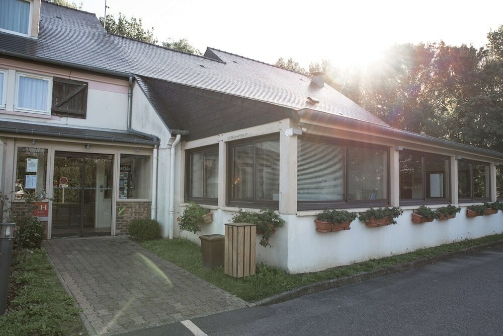 Фото Hôtel Kyriad Rennes Nord