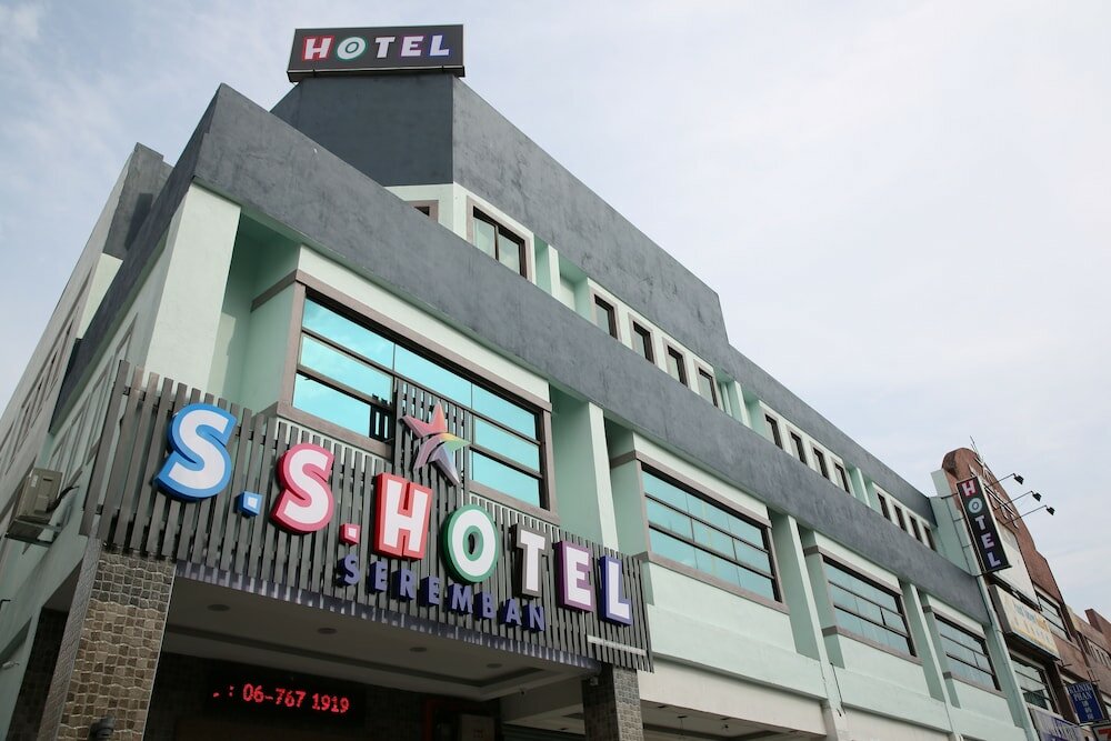 Фото отеля 1