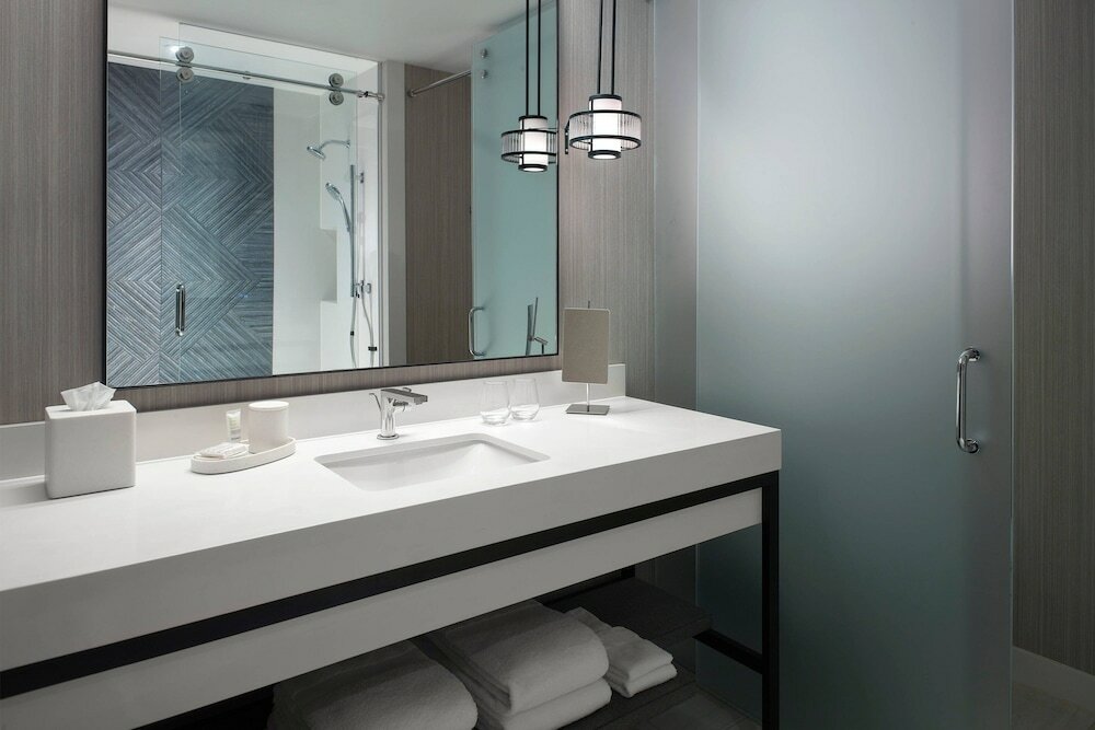 Фото Lexington Marriott City Center