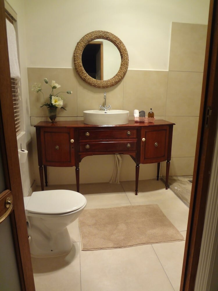 Фото Walker Bay Manor