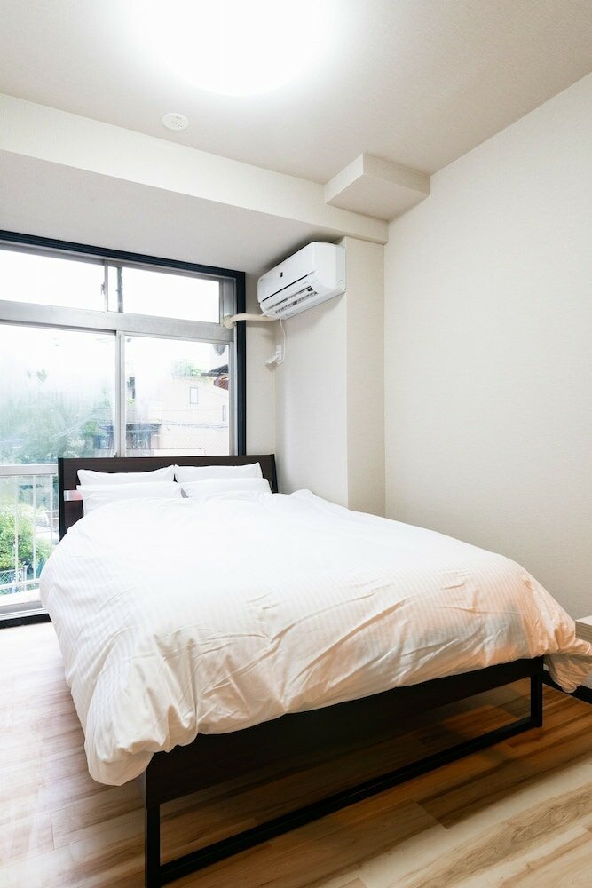 Фото Tokyo Guesthouse Oji Music Lounge