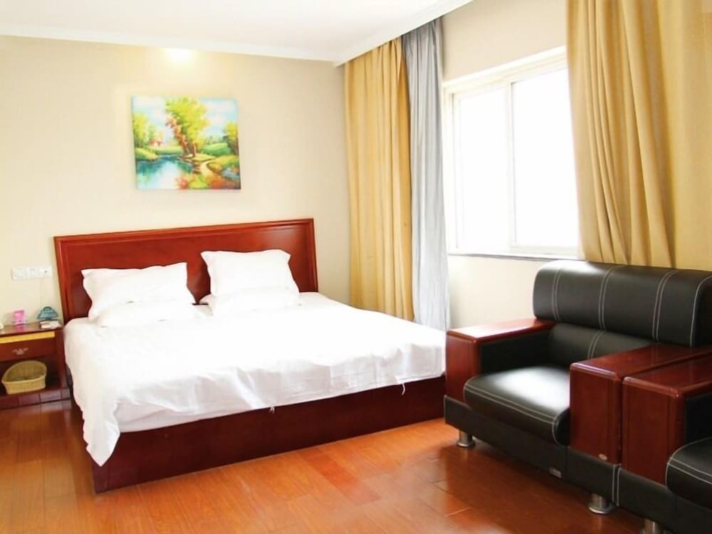 Фото GreenTree Inn Nantong Rugao Ninghai Road Express Hotel