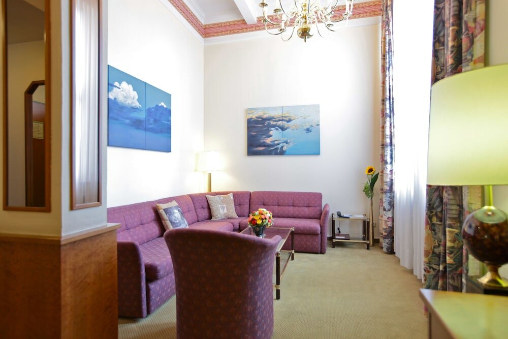 Фото Hotel Viktoria