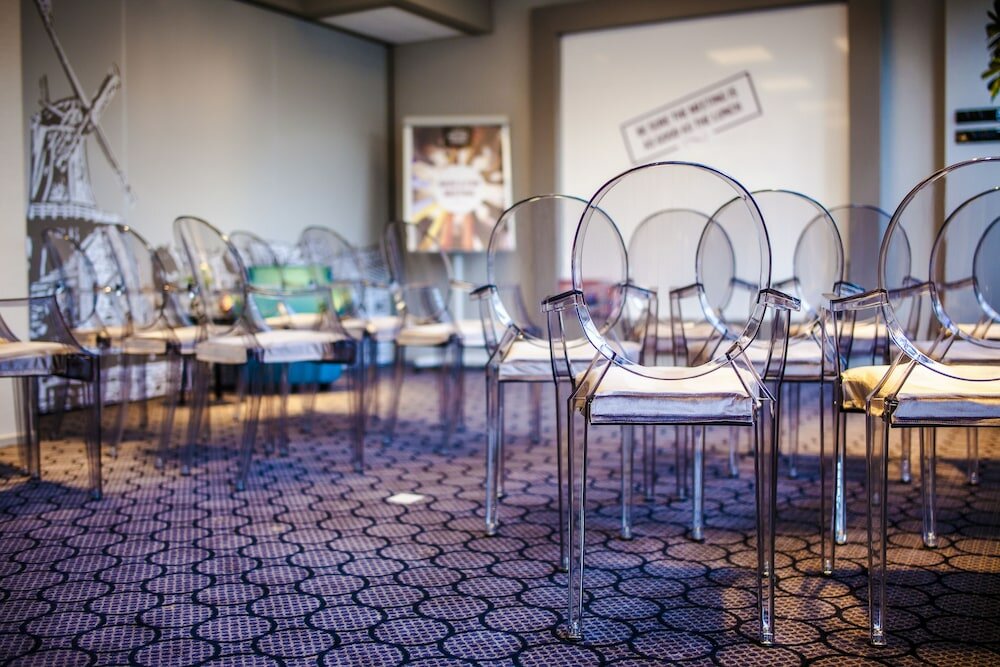 Фото Carlton Square Hotel