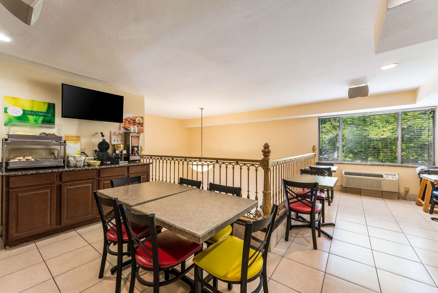 Фото Quality Inn Huntersville near Lake Norman