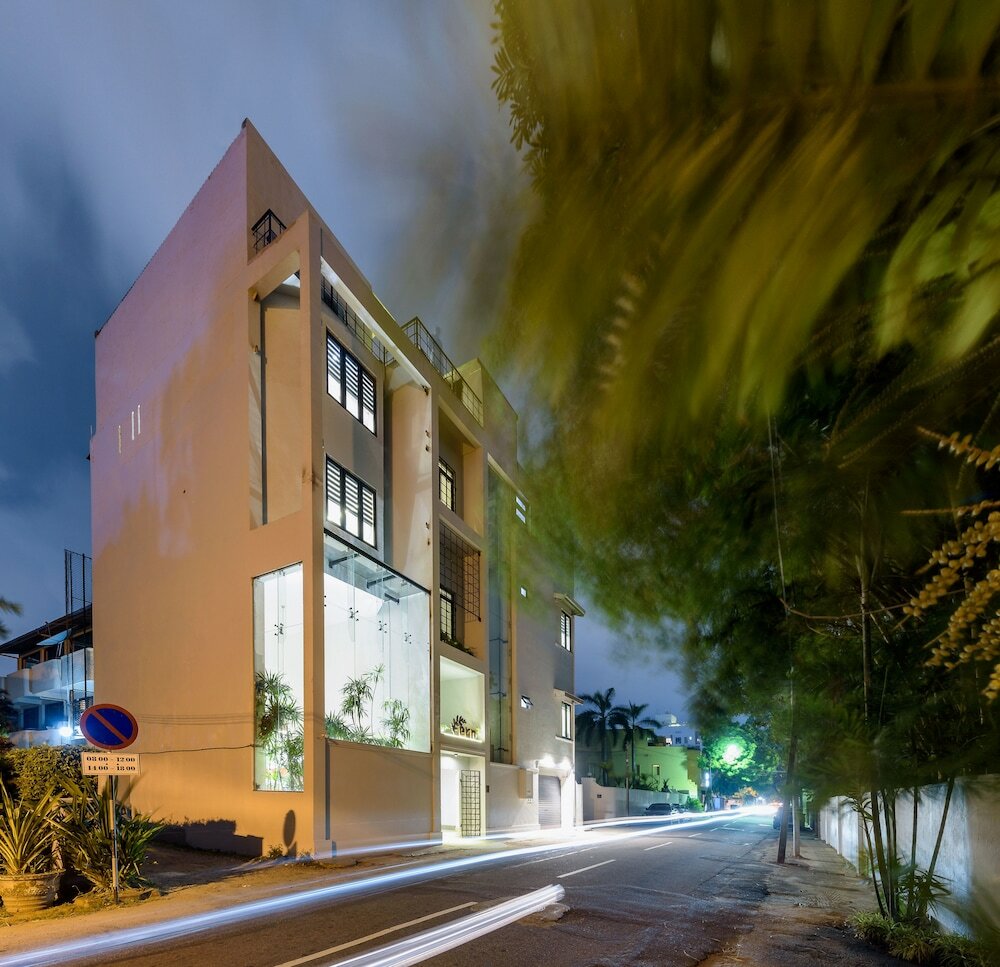 Фото отеля 1