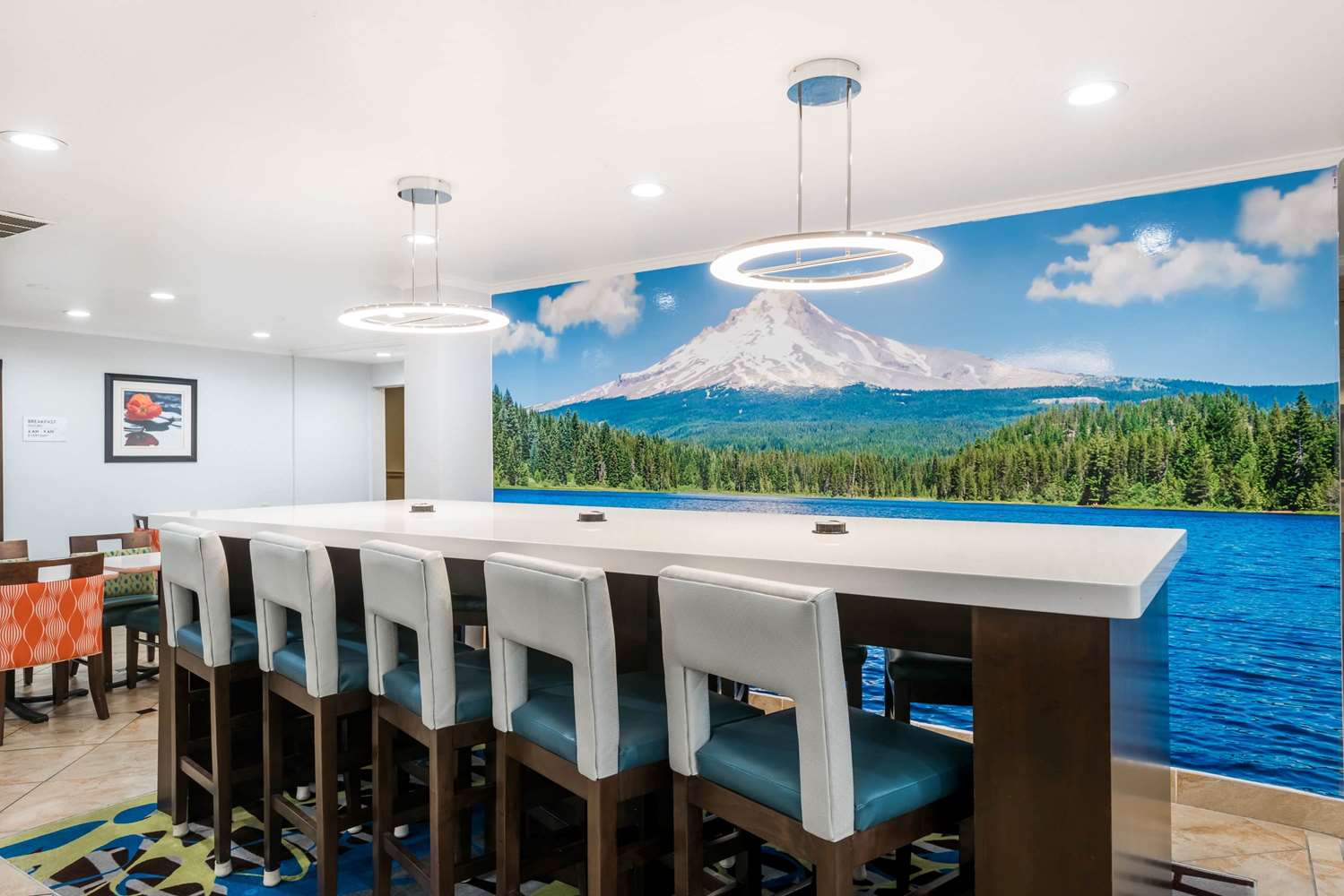 Фото Ramada by Wyndham Coeur d'Alene