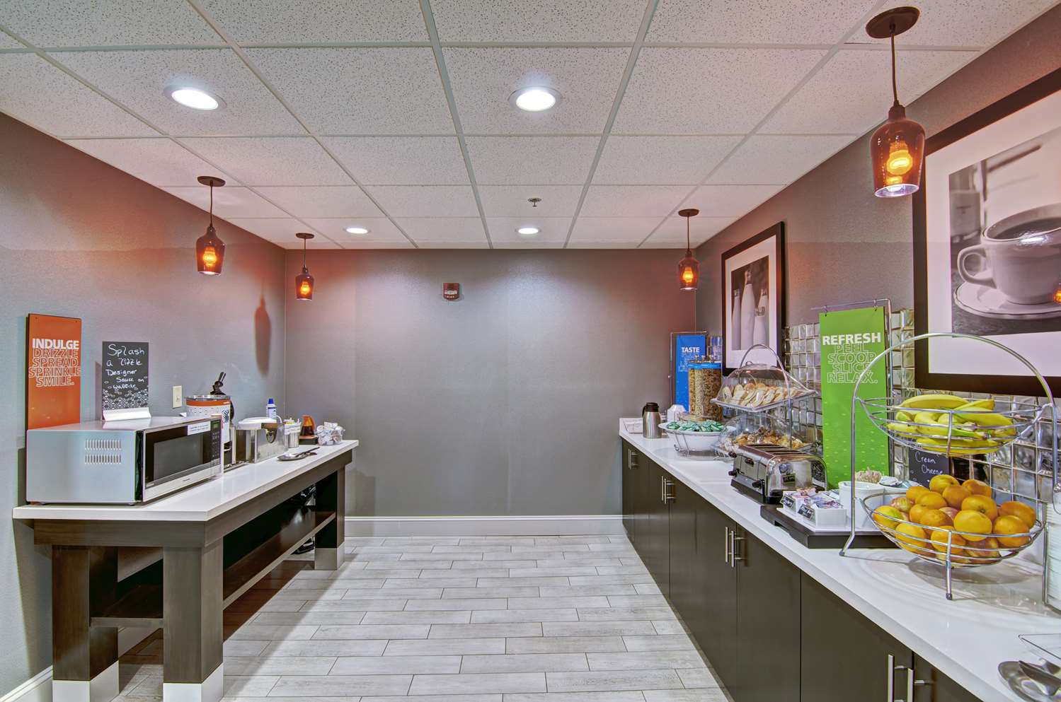 Фото Hampton Inn Salem, Va