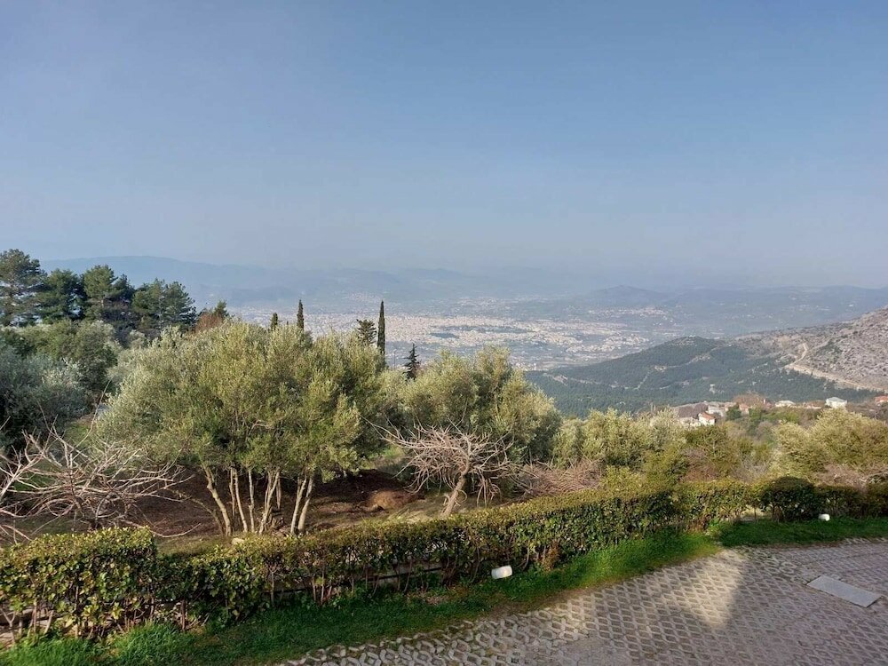 Фото Valeni Boutique Hotel