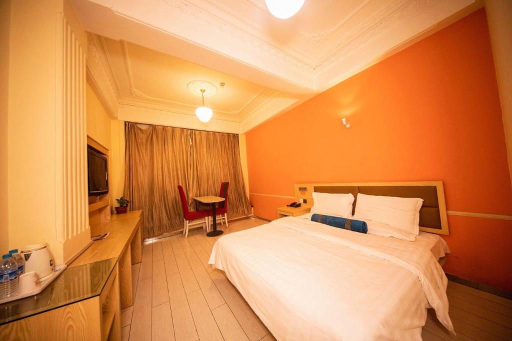 Фото 7 Days Inn Harbin Railway Station Zhanqian Square Branch