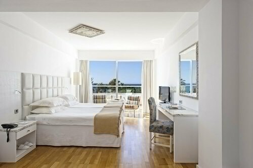 Внешний вид отеля Grecian Sands Hotel в Айя-Напе (город), фото 4