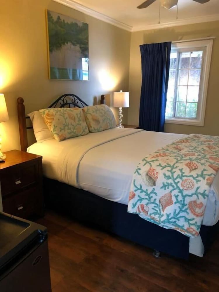 Фото Rest Haven Motel