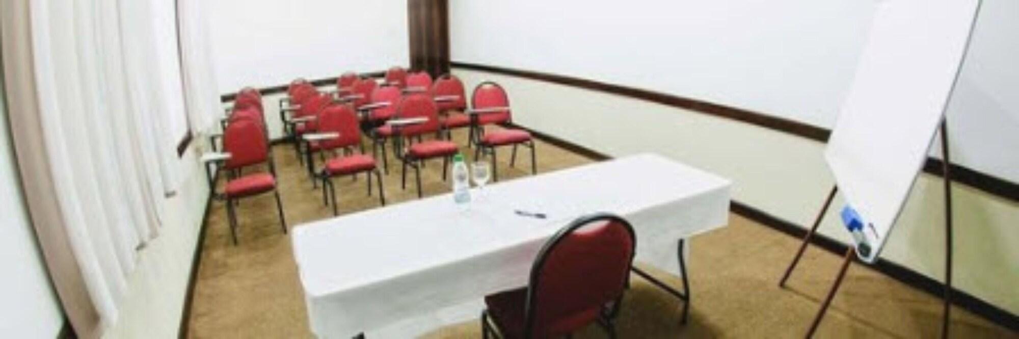 Фото Hotel Aladdin