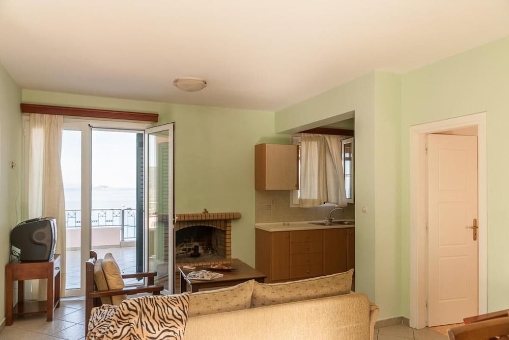 Фото Epidavros Seascape