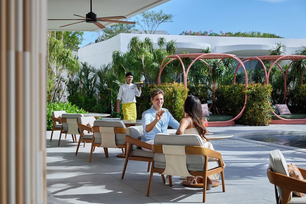 Фото Veranda Resort Phuket, Autograph Collection