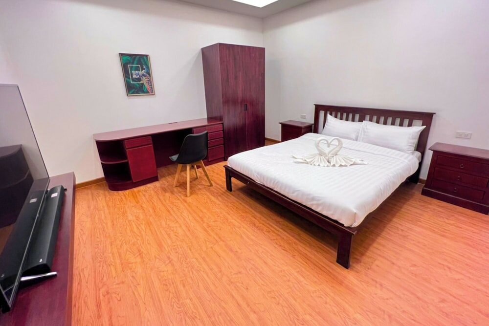 Фото The Lodge Pattaya