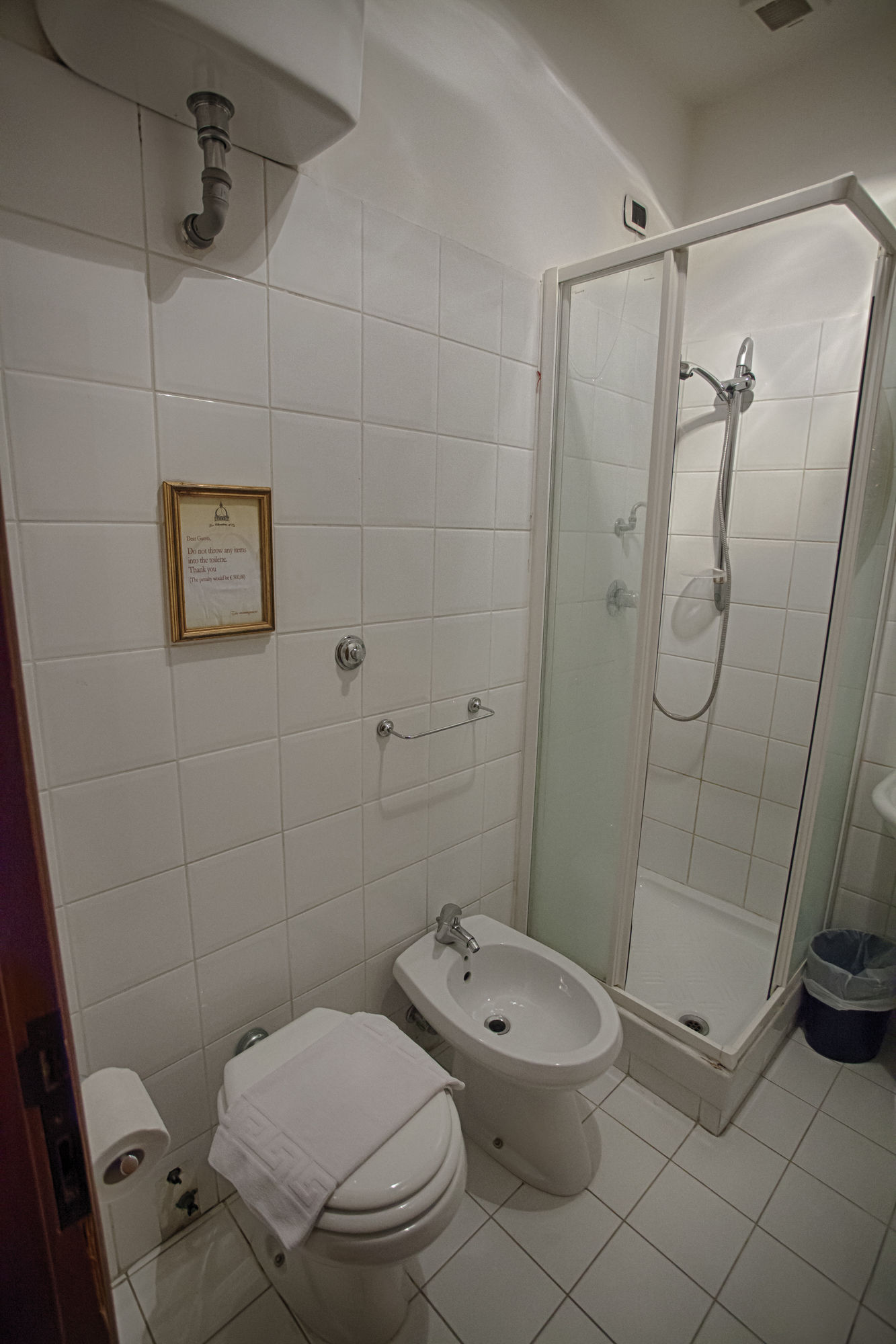 Фото White Vatican