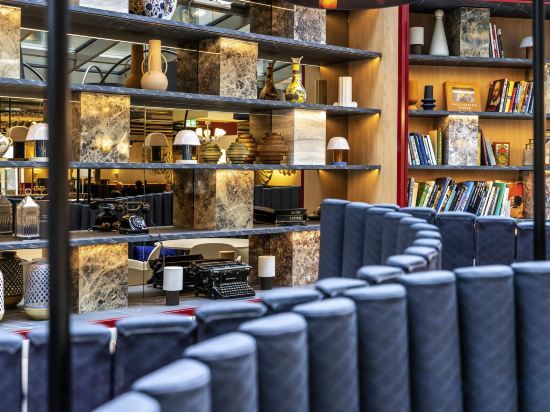 Фото Aparthotel Adagio Zurich Center