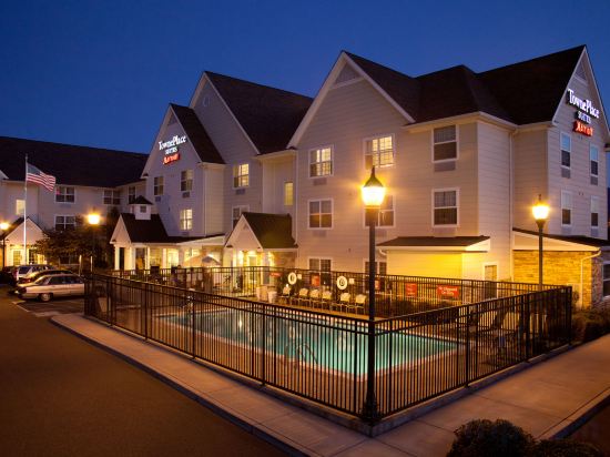 Фото TownePlace Suites by Marriott Medford