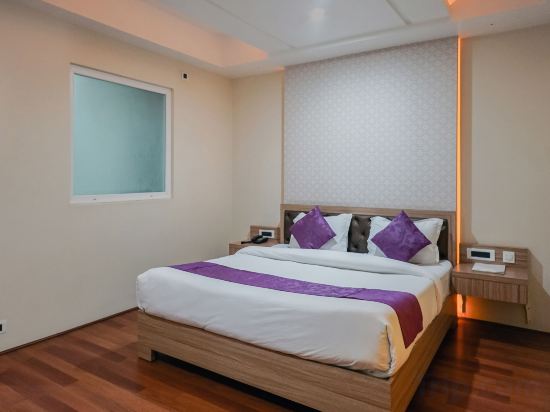 Фото Treebo Tryst Hotel The Kalyaniz