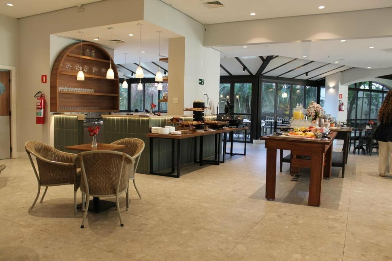 Фото Quality Suites Vila Olimpia