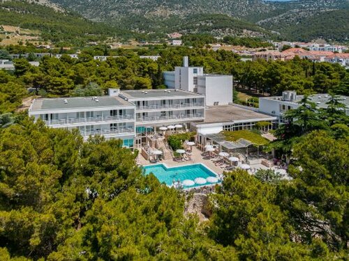 Гостиница Bluesun Hotel Borak в Боле