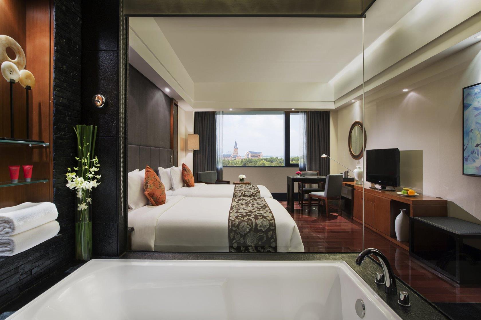 Фото Worldhotel Grand Dushulake Suzhou