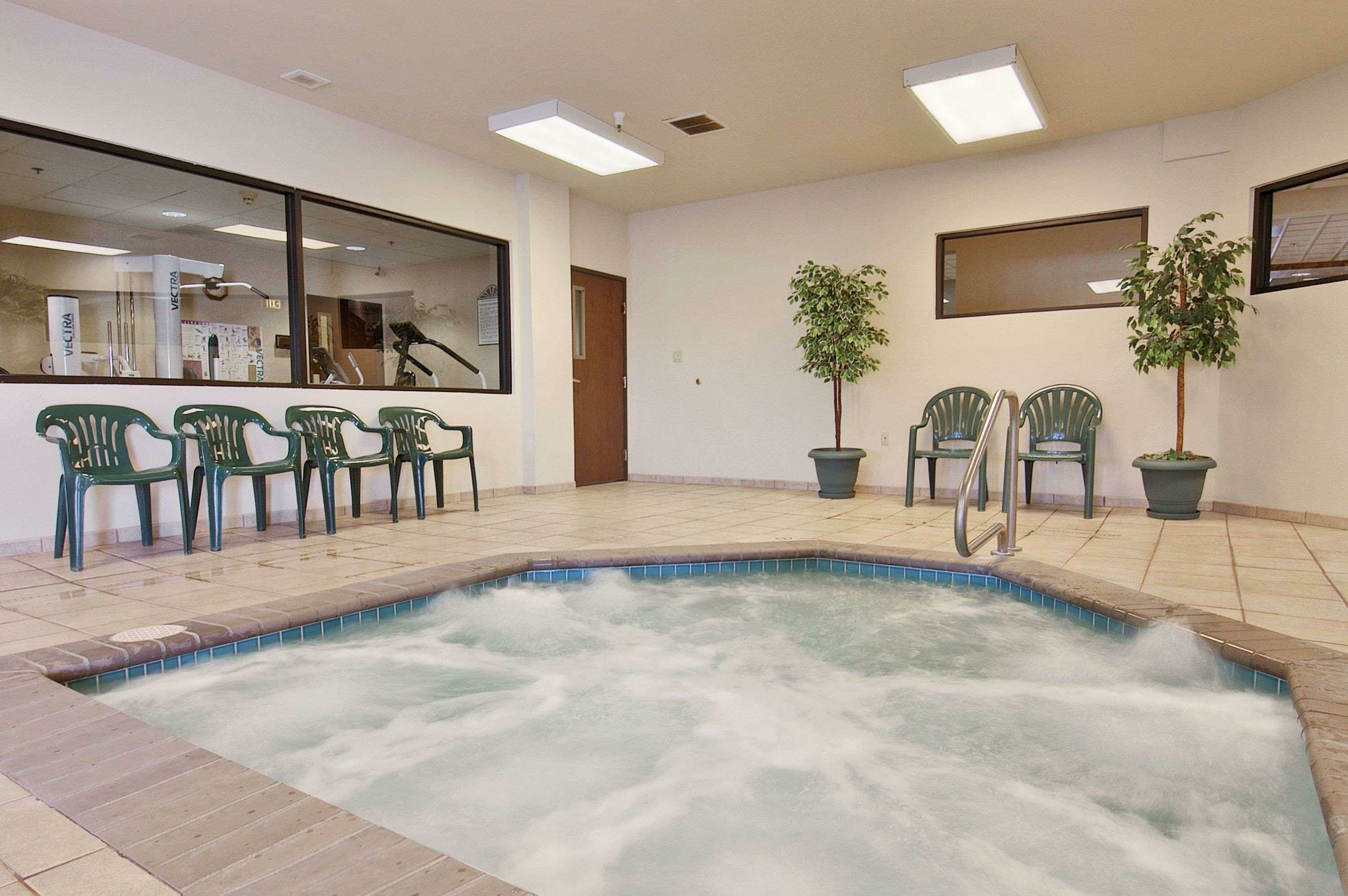 Фото Wingate by Wyndham Pueblo