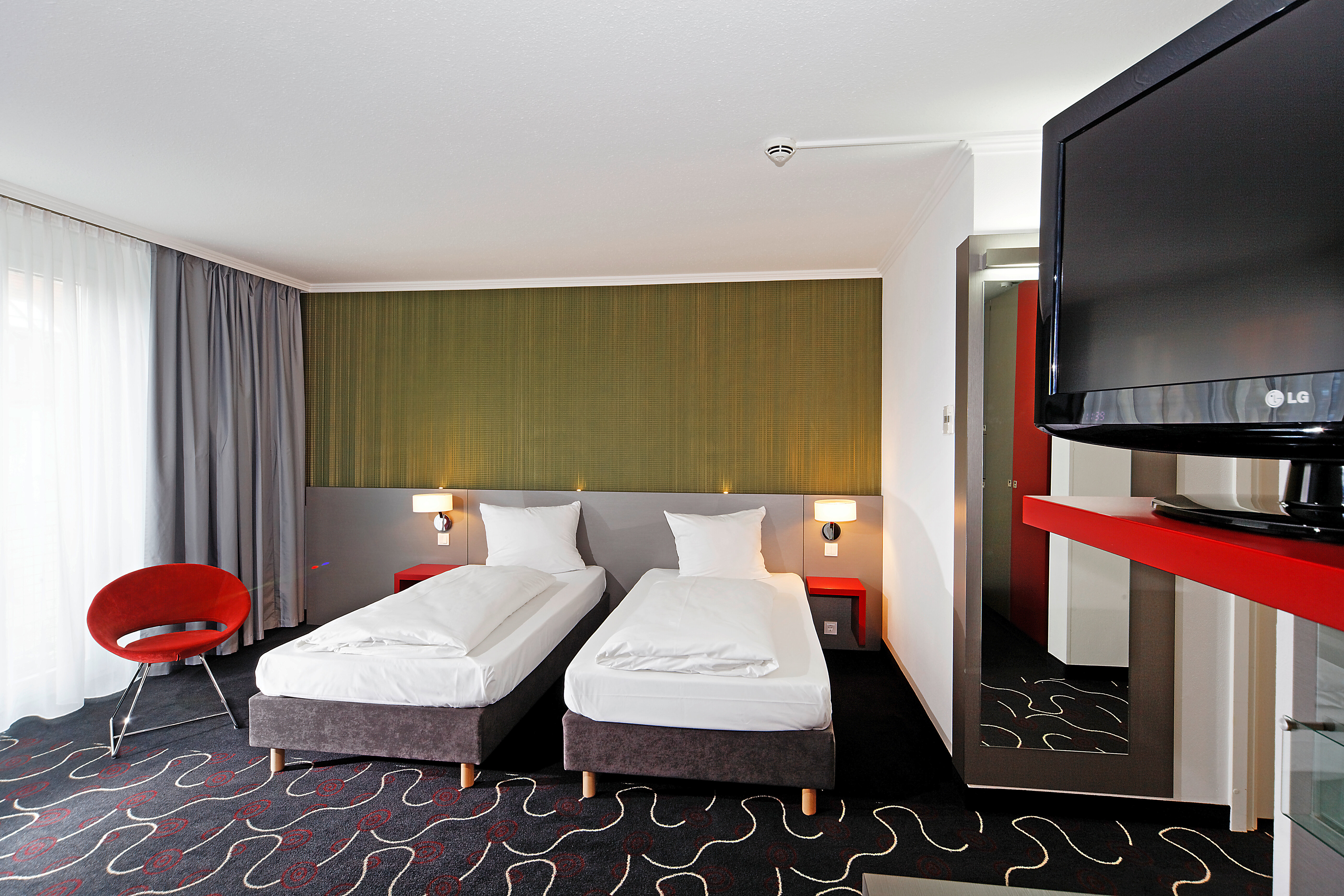 Фото Premier Inn Stuttgart Bad Cannstatt