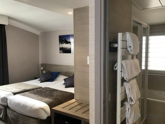 Фото Hotel de la Fontaine