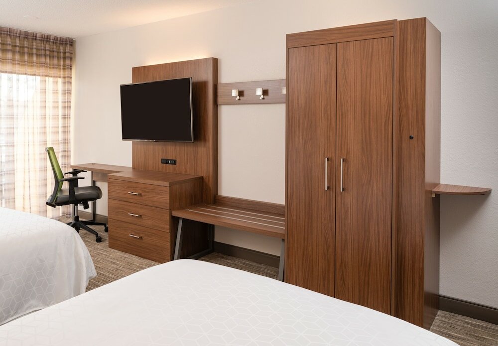 Фото Holiday Inn Express Boca Raton-West, an Ihg Hotel