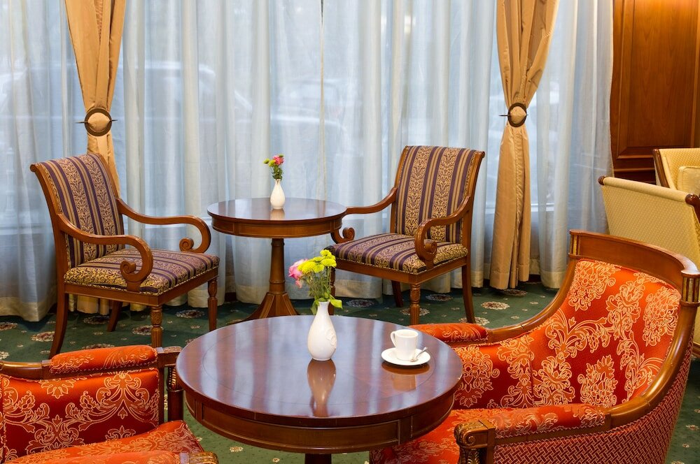 Фото Crystal Palace Boutique Hotel