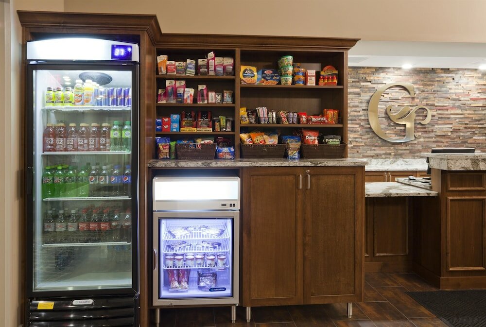 Фото Grandstay Hotel And Suites Morris