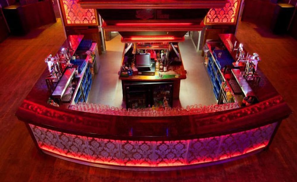 Фото Camden Deluxe Hotel