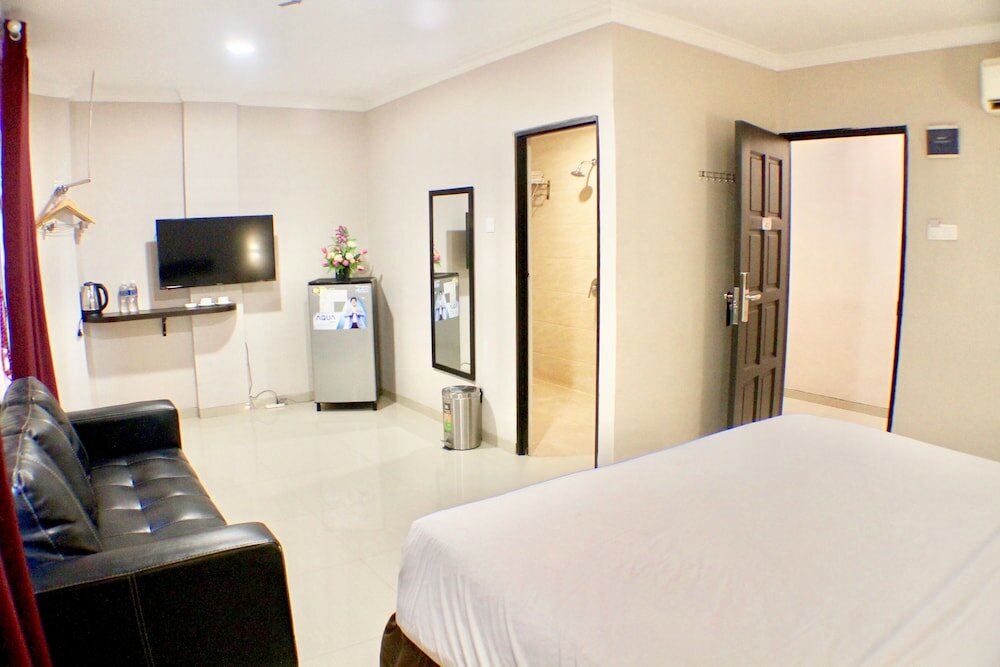 Фото Barelang Hotel Nagoya Batam
