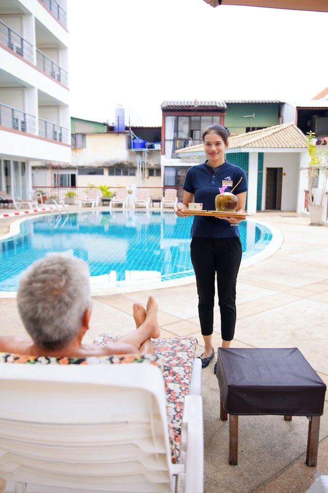 Фото Sandy Spring Hotel