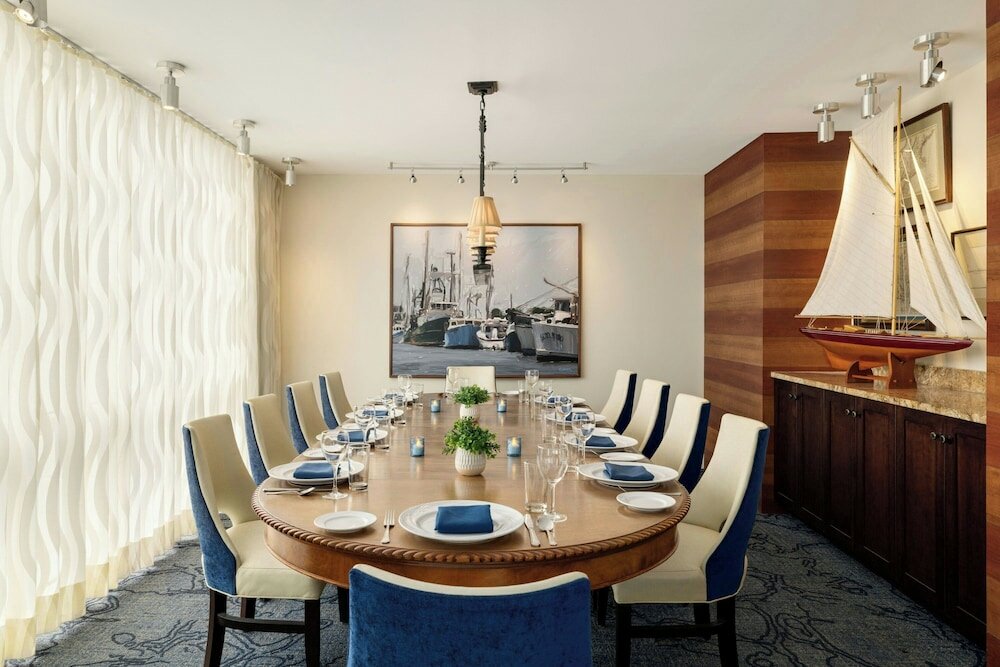 Фото Courtyard Ocean City Oceanfront