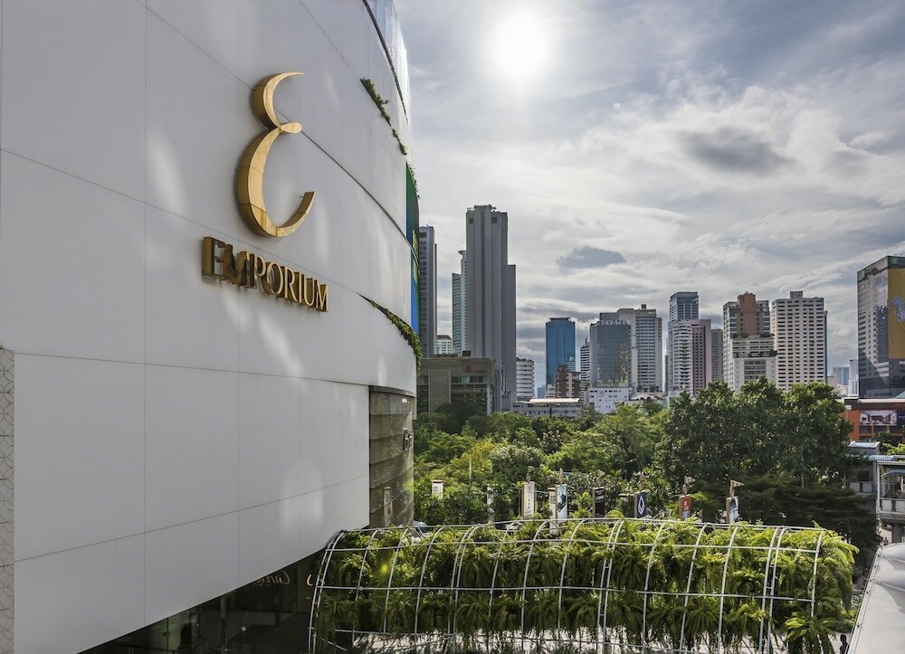 Фото Отель Maitria Sukhumvit 18