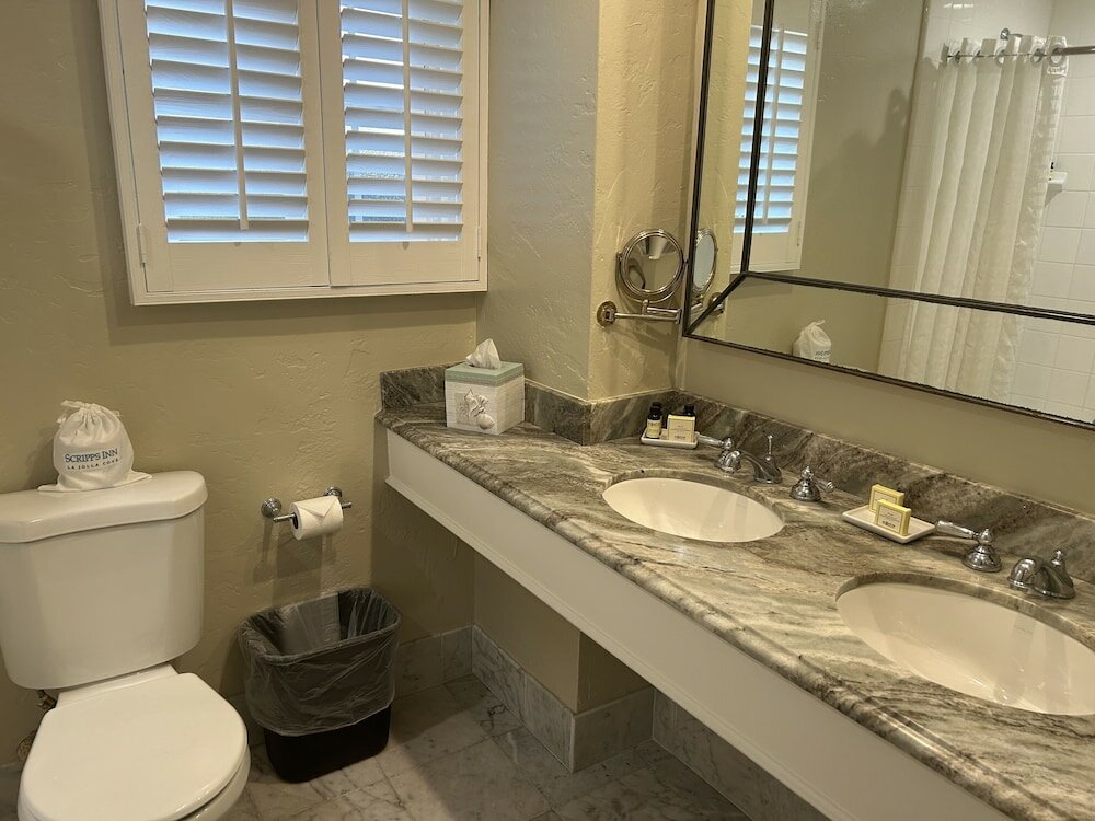 Фото Scripps Inn La Jolla Cove