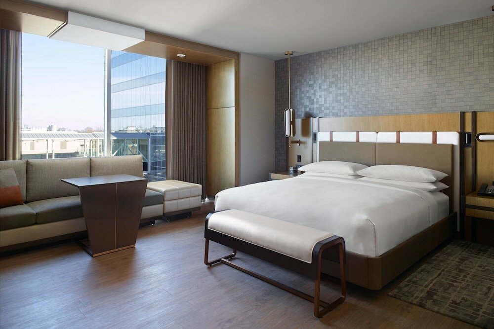 Фото Lexington Marriott City Center