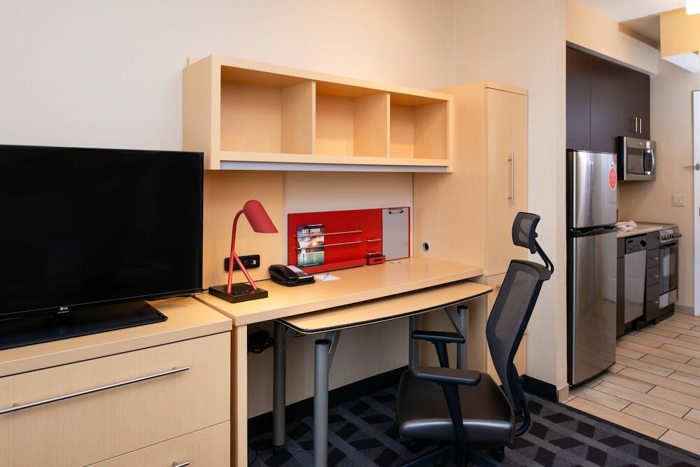 Фото Towneplace Suites Bakersfield West