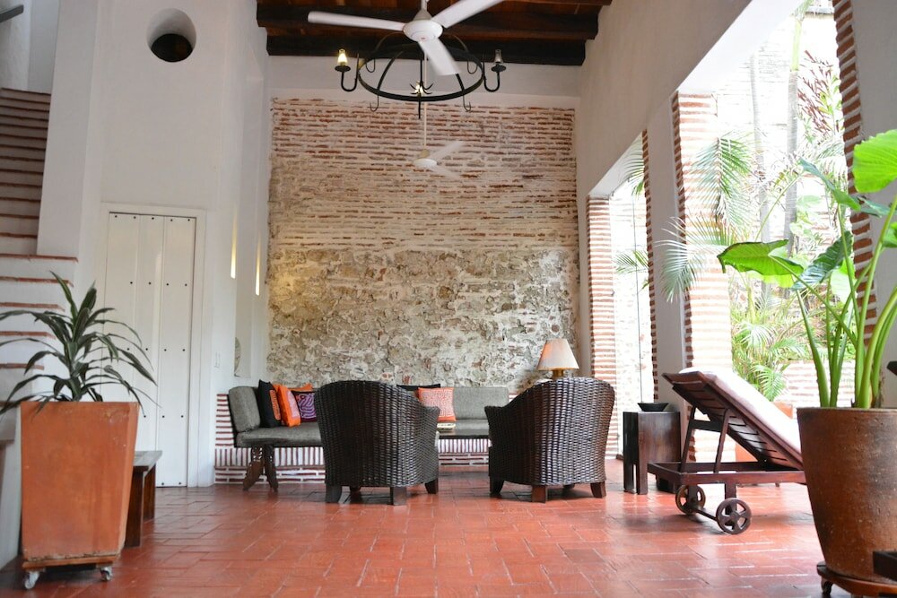 Фото Hotel El Candil de los Santos