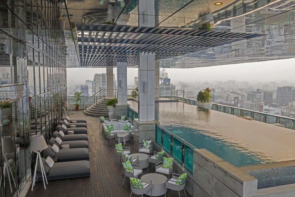 Фото Renaissance Dhaka Gulshan Hotel