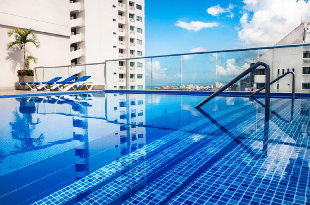 Фото Hampton by Hilton Cartagena