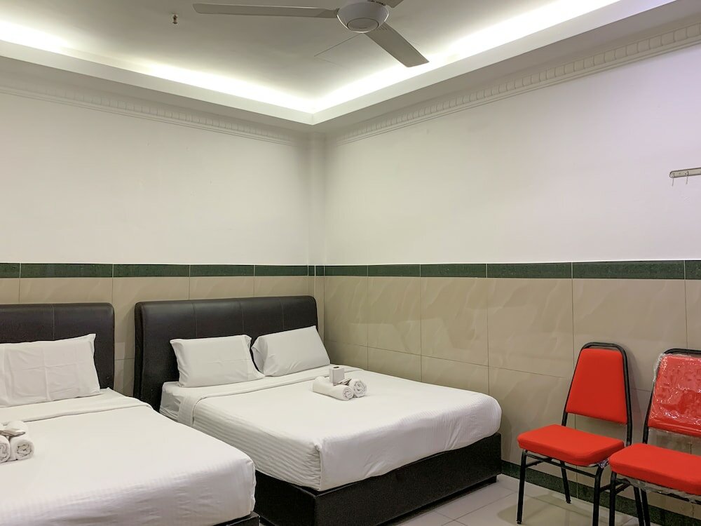 Фото Burmahtel - Hostel